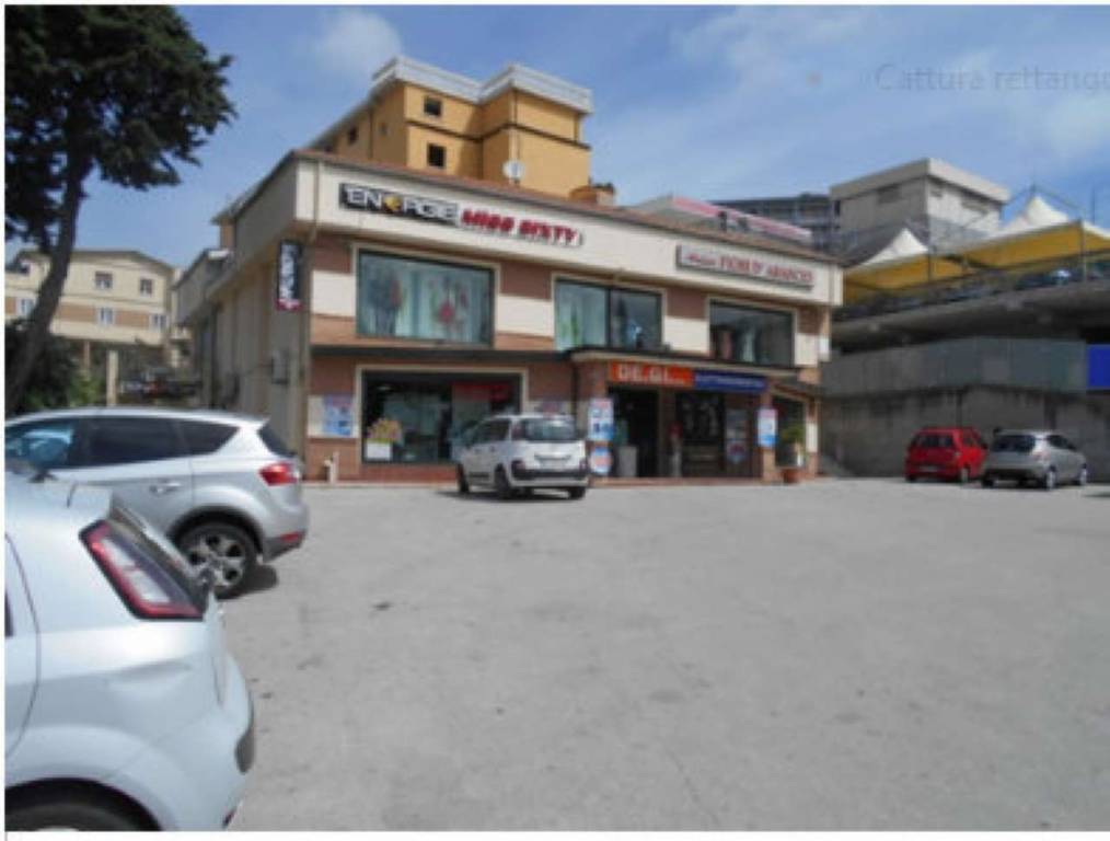 ufficio in vendita ad Ariano Irpino in zona Ariano Scalo