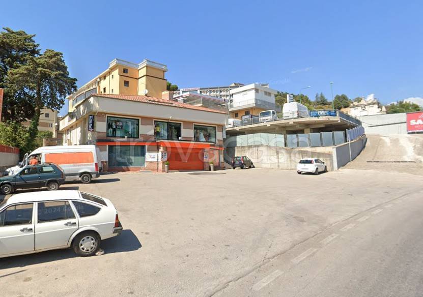 ufficio in vendita ad Ariano Irpino in zona Ariano Scalo