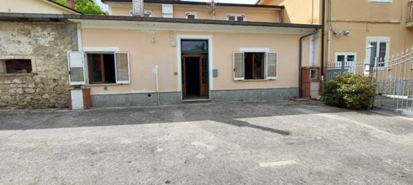 casa indipendente in vendita ad Ariano Irpino