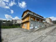 casa indipendente in vendita ad Ariano Irpino