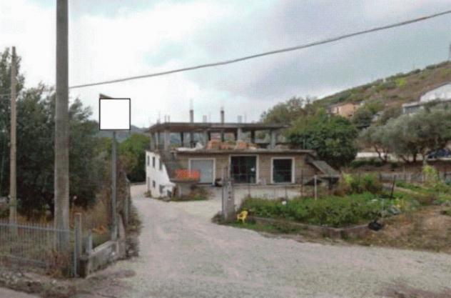 locale commerciale in vendita ad Ariano Irpino