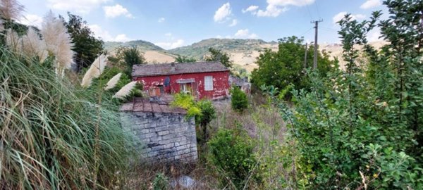 casa indipendente in vendita ad Ariano Irpino