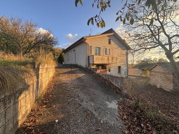casa indipendente in vendita ad Ariano Irpino