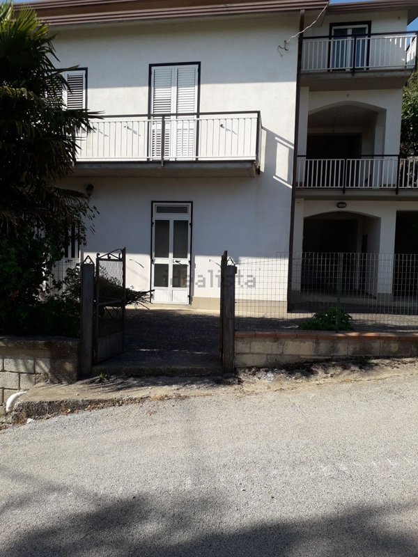 casa indipendente in vendita ad Ariano Irpino