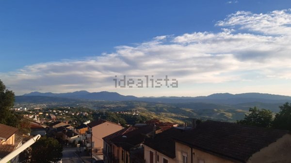 casa indipendente in vendita ad Ariano Irpino