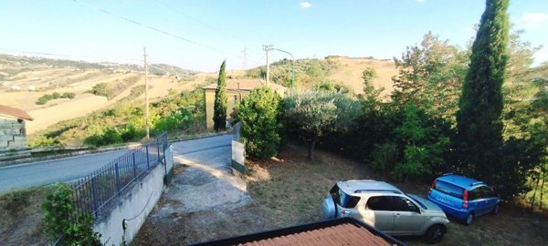 casa indipendente in vendita ad Ariano Irpino