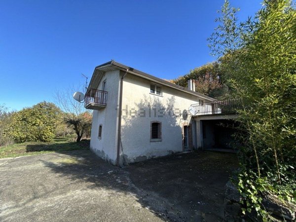 casa indipendente in vendita ad Ariano Irpino