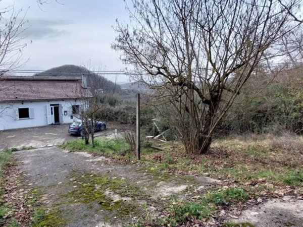casa indipendente in vendita ad Ariano Irpino