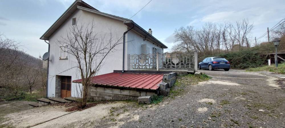 casa indipendente in vendita ad Ariano Irpino