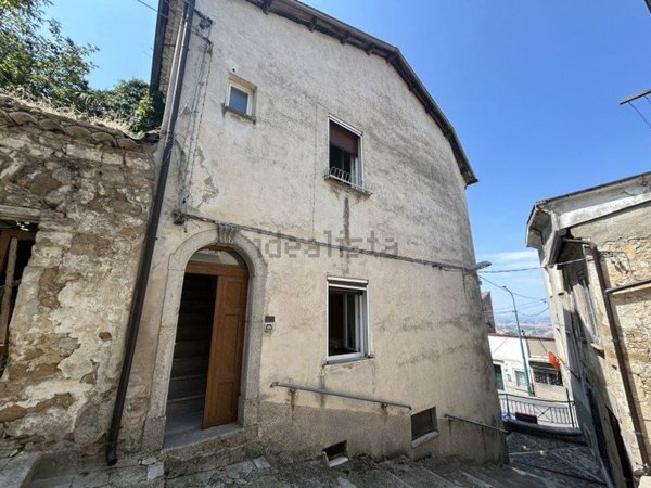 casa semindipendente in vendita ad Ariano Irpino