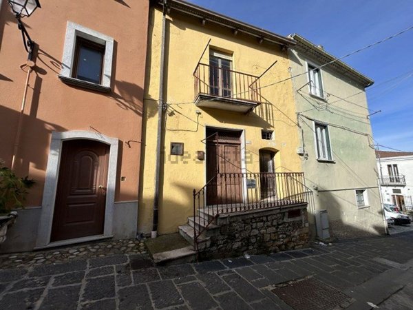 casa semindipendente in vendita ad Ariano Irpino