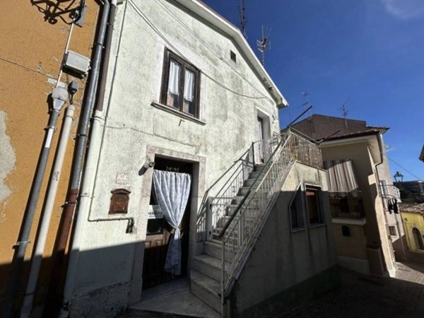 casa semindipendente in vendita ad Ariano Irpino