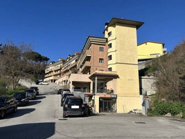 negozio in vendita ad Ariano Irpino