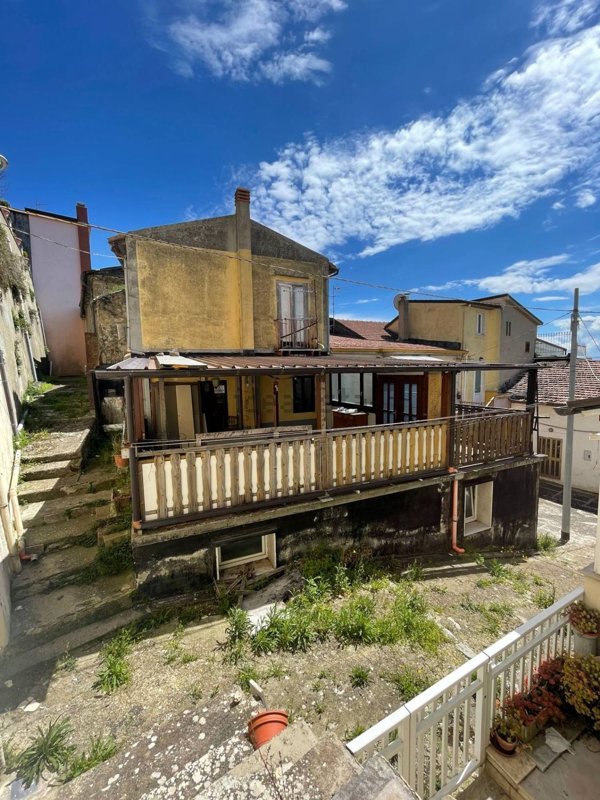 quadrivano in vendita ad Ariano Irpino