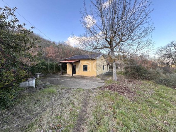 casa indipendente in vendita ad Ariano Irpino