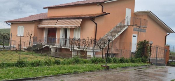 casa indipendente in vendita ad Ariano Irpino