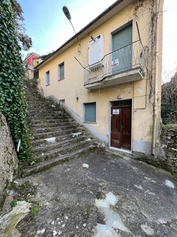 casa indipendente in vendita ad Ariano Irpino