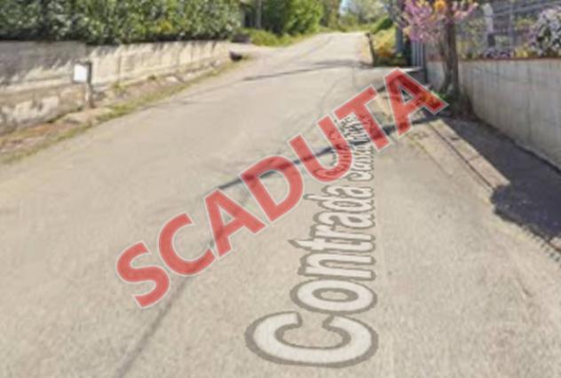 pentavano in vendita ad Ariano Irpino in zona Difesa Grande