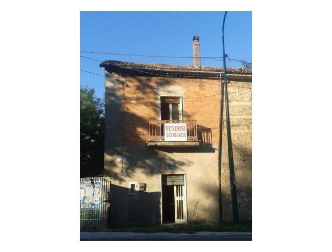 casa indipendente in vendita ad Ariano Irpino in zona Martiri