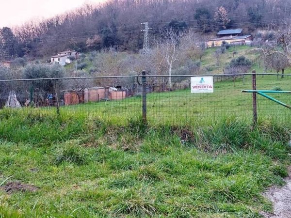 terreno agricolo in vendita ad Ariano Irpino in zona Valleluogo.