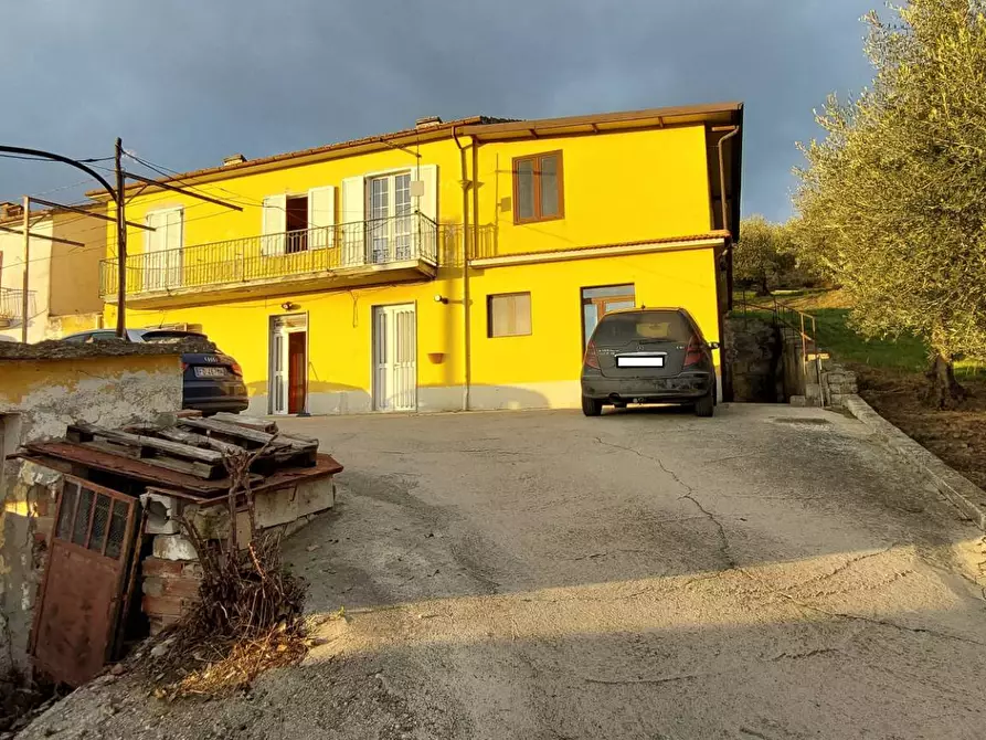 casa indipendente in vendita ad Ariano Irpino