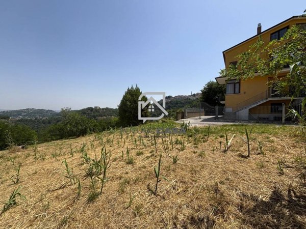 terreno agricolo in vendita ad Ariano Irpino