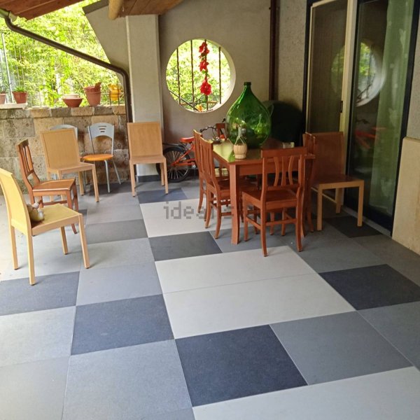 casa indipendente in vendita ad Atripalda