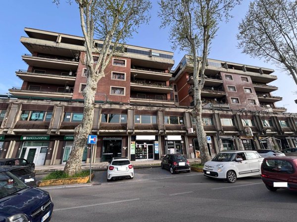 negozio in vendita ad Atripalda