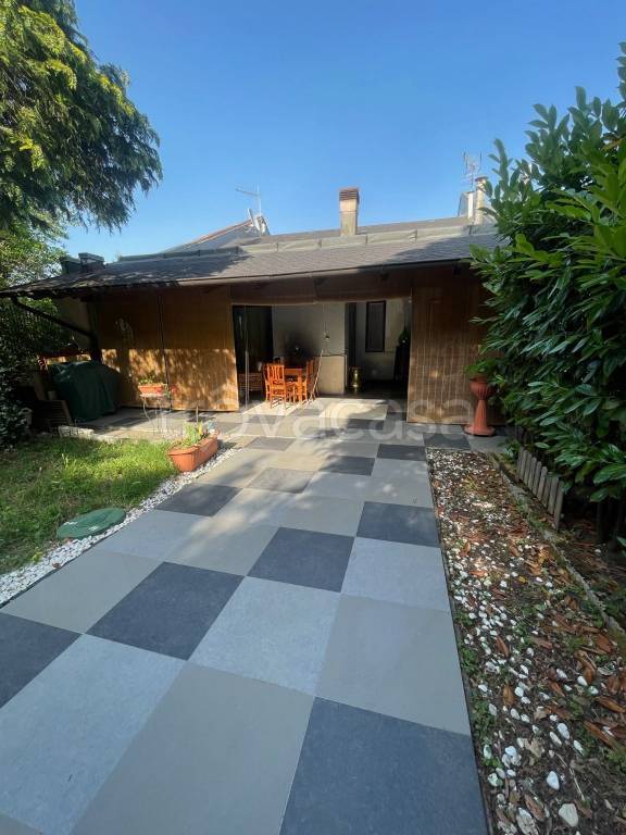 casa indipendente in vendita ad Atripalda