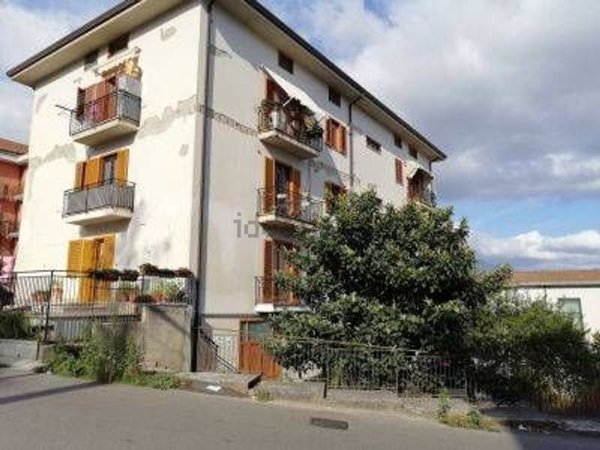 locale commerciale in vendita ad Atripalda