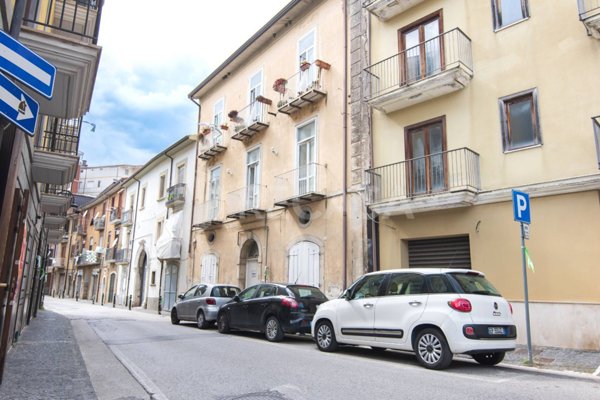 appartamento in vendita ad Atripalda