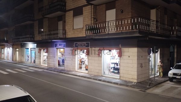 casa indipendente in vendita ad Atripalda