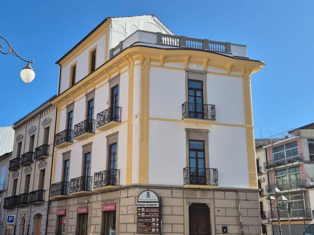 intera palazzina in vendita ad Atripalda