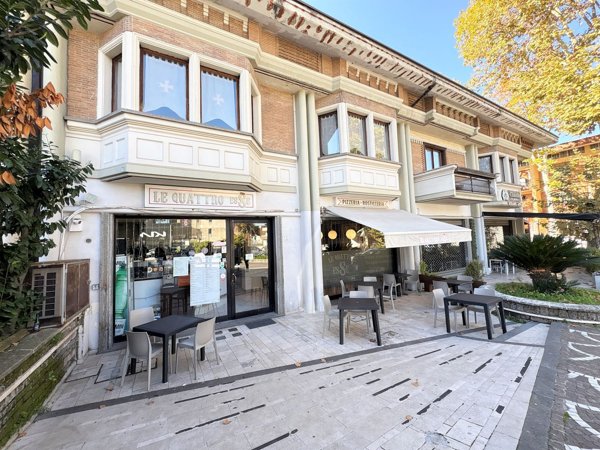 locale commerciale in vendita ad Atripalda