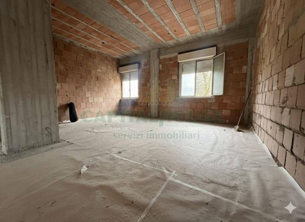 locale commerciale in vendita ad Atripalda