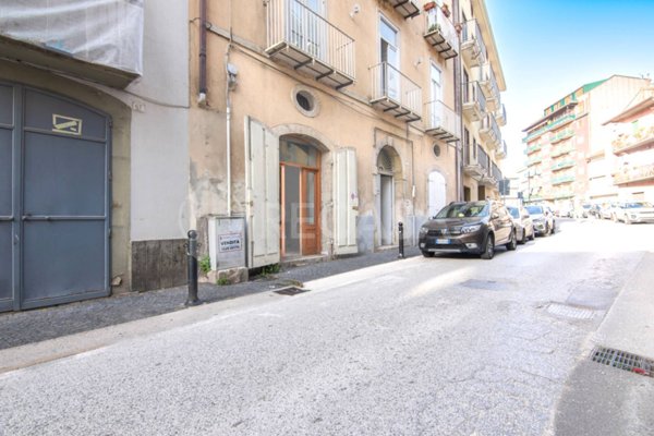 locale di sgombero in vendita ad Atripalda
