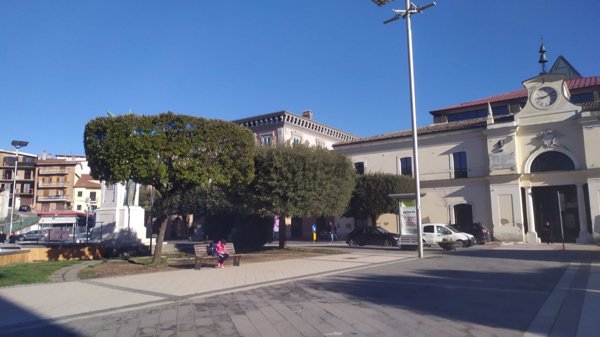 box auto in vendita ad Atripalda