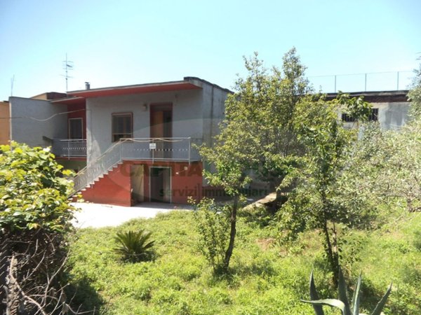 casa indipendente in vendita ad Avella