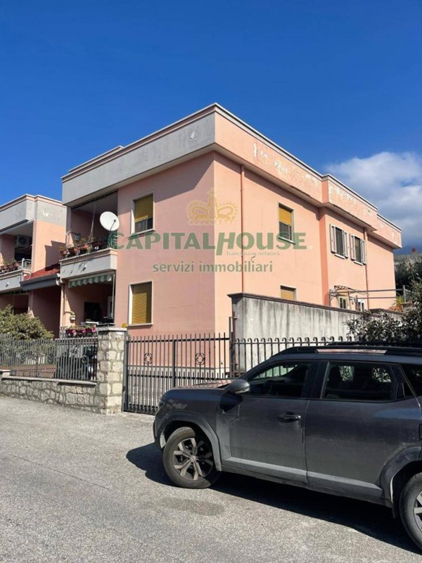 appartamento in vendita ad Avella