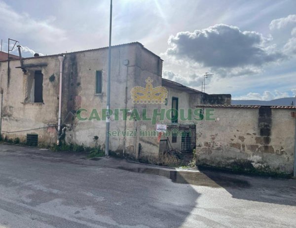 casa indipendente in vendita ad Avella