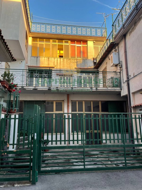 appartamento in vendita ad Avella