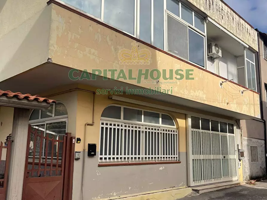 casa semindipendente in vendita ad Avella