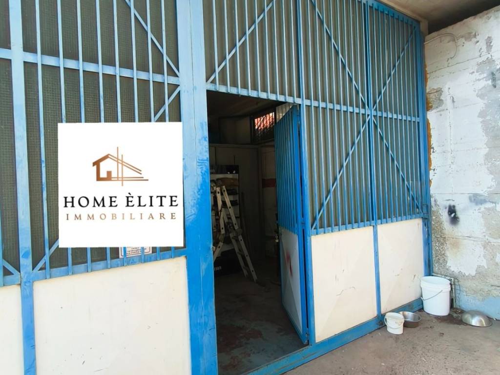 negozio in vendita ad Avella