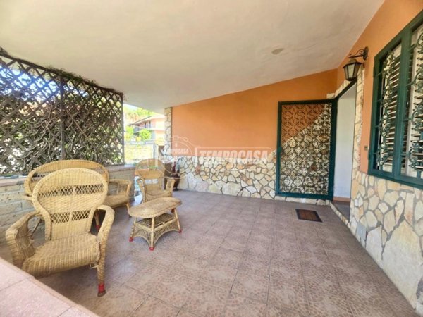 casa indipendente in vendita ad Avella