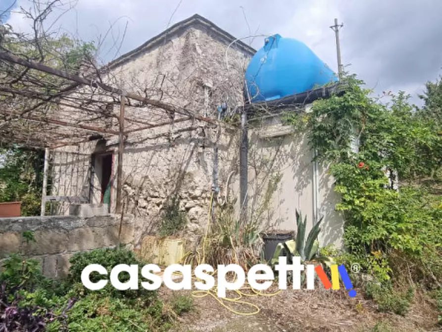 casale in vendita ad Avella