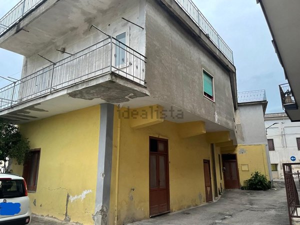 casa indipendente in vendita ad Avella