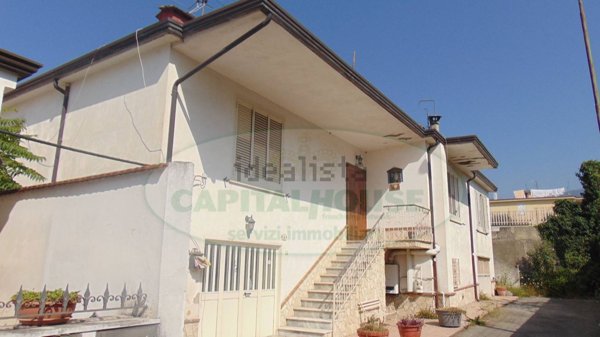 casa indipendente in vendita ad Avella