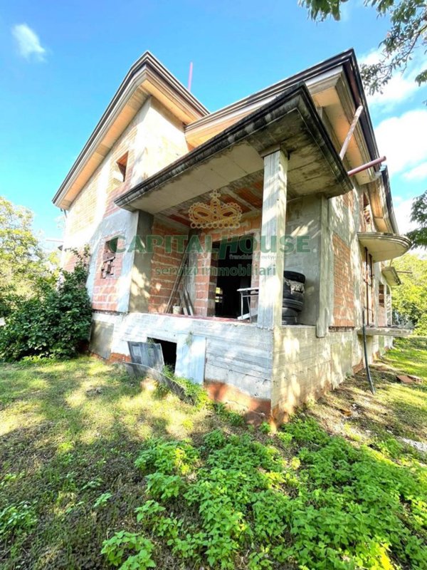casa indipendente in vendita ad Avella