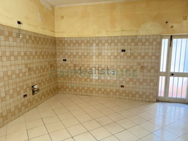 quadrivano in vendita ad Avella