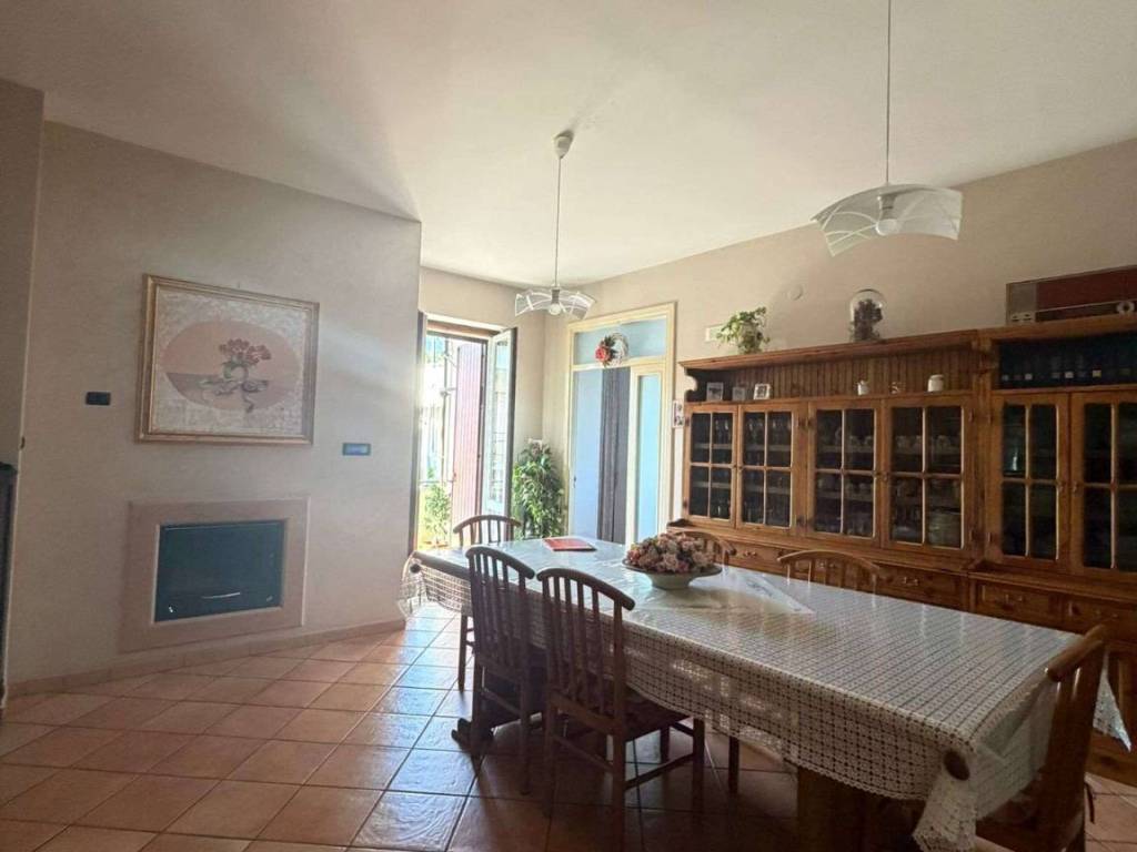 appartamento in vendita ad Avella